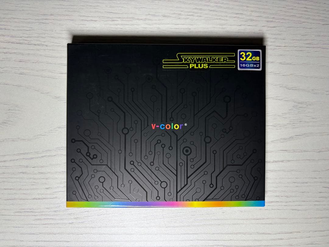 v-color 32GB DDR4-3600（16GB×2）ホワイト