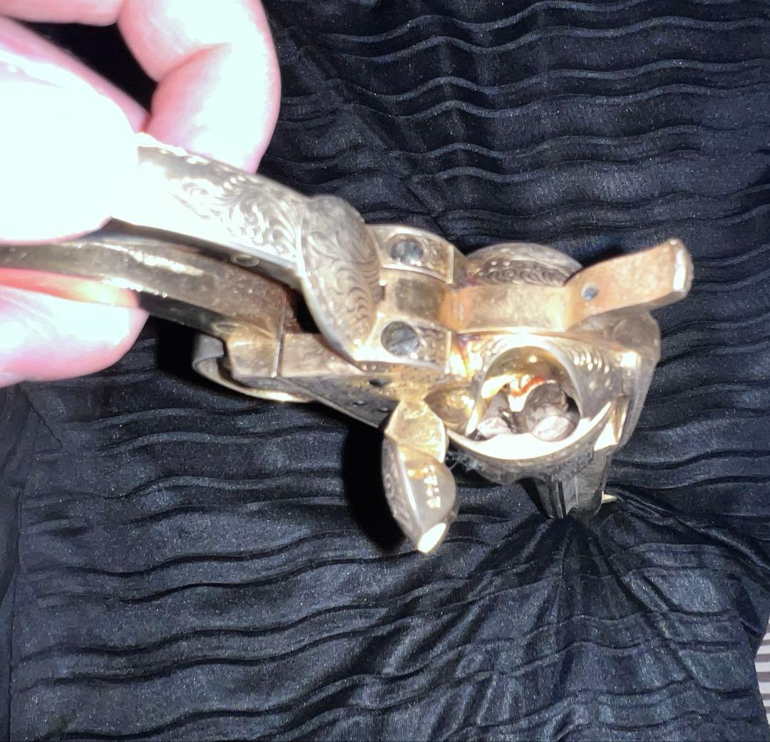 Display M1873 Colt Cavalry 装飾的な金ーリボルバー