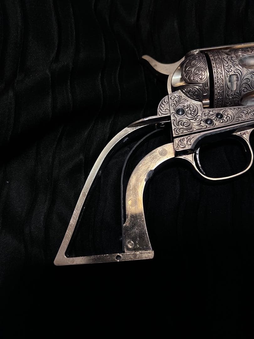 Display M1873 Colt Cavalry 装飾的な金ーリボルバー