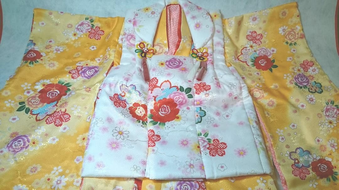 新品  ☆ 七五三 ３歳 被布セット ☆ストレッチ足袋プレゼント