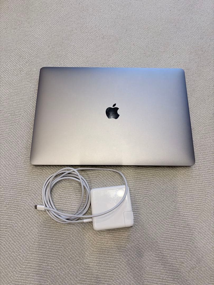 美品　MacBookPro15 メモリ16GB 512GB