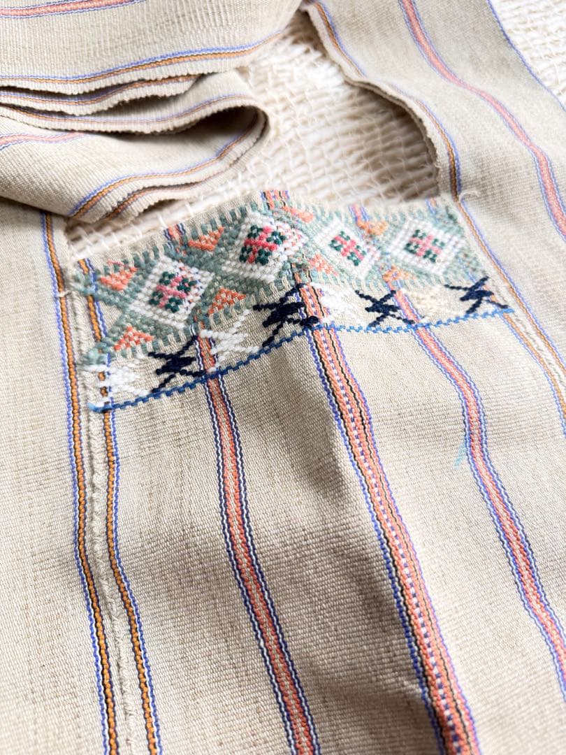 【新品】手織り 民族布 刺繍 伝統工芸 ハンドメイド タイ　希少　カレン族