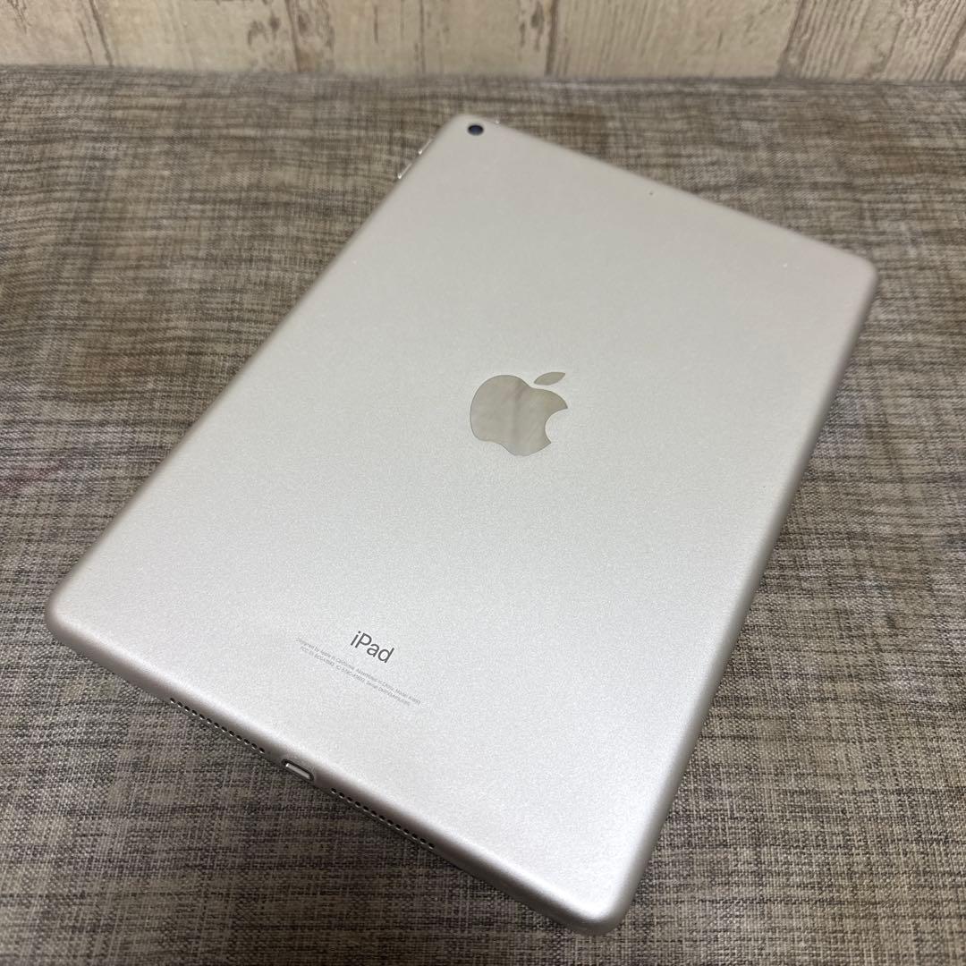 Apple iPad第６世代 128GB シルバー 本体★ジャンク品