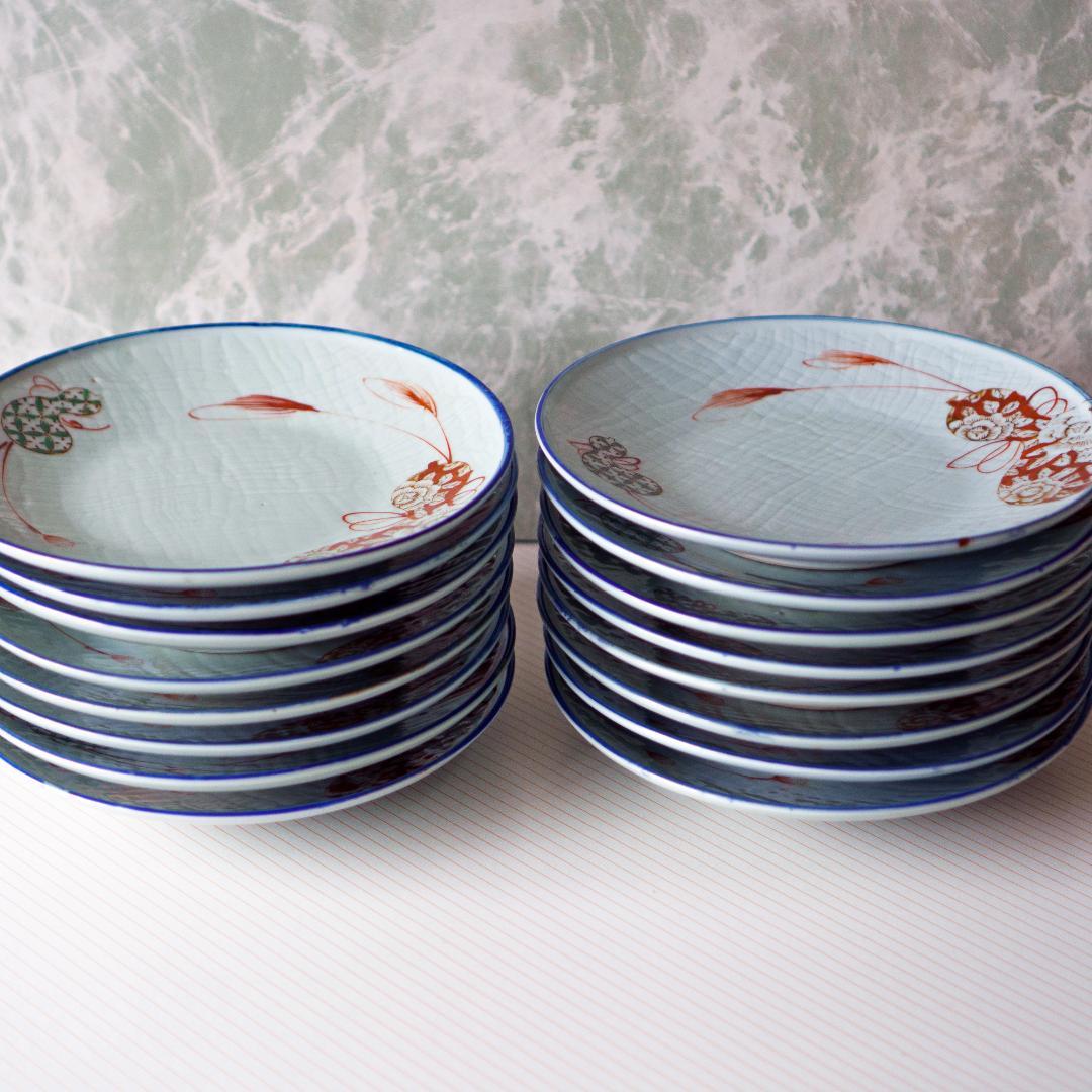 伊万里焼　明治～昭和　7寸皿　16枚　瓢箪と蝶結び　吉祥紋様　木箱