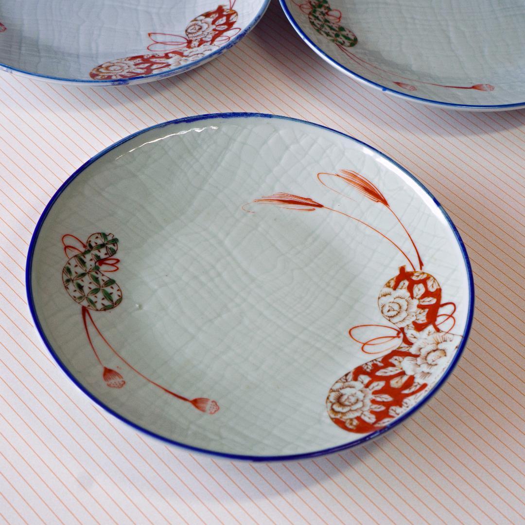 伊万里焼　明治～昭和　7寸皿　16枚　瓢箪と蝶結び　吉祥紋様　木箱