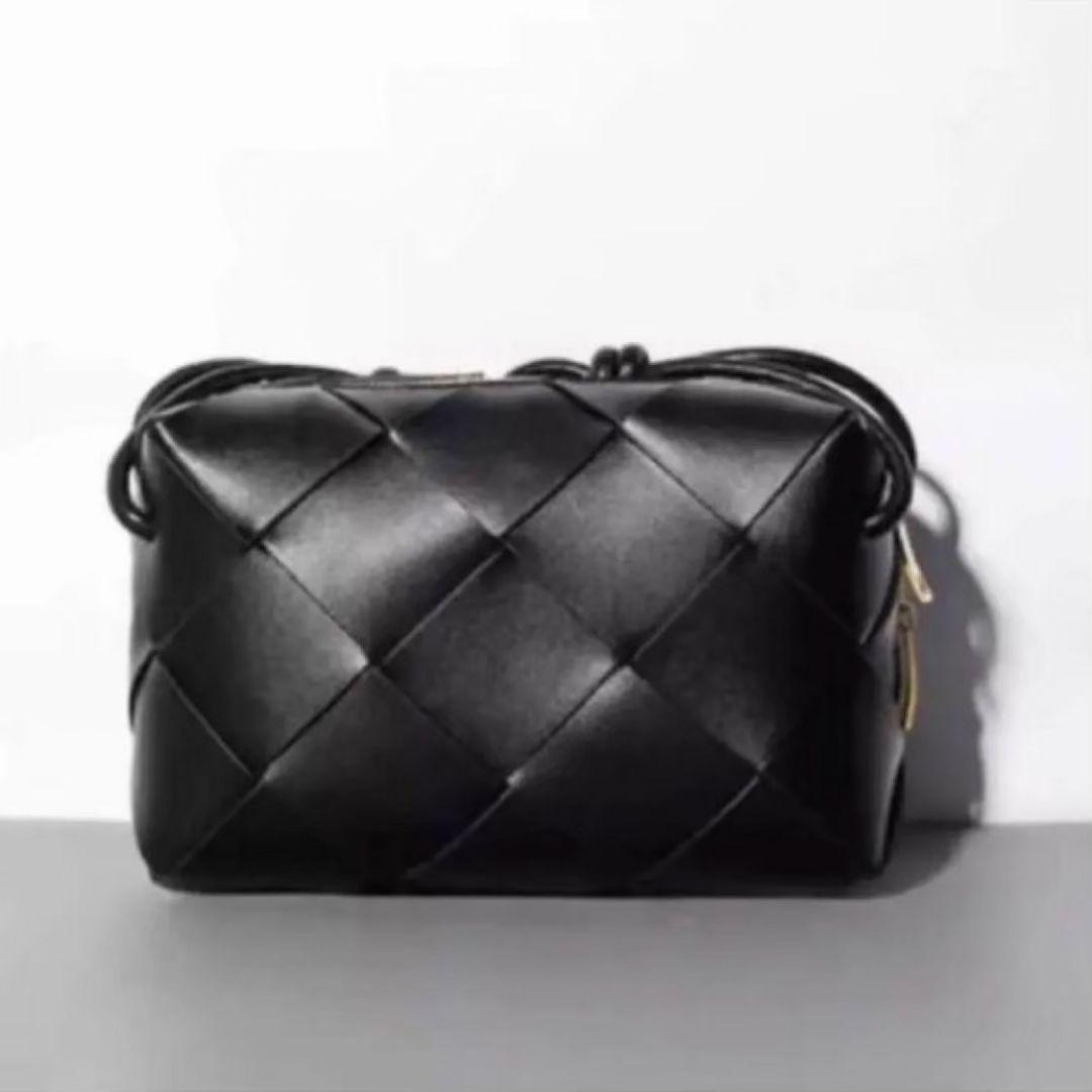 大セール！本革 ショルダーバッグ 黒ポシェット 編み込みアイボリー 高品質牛革