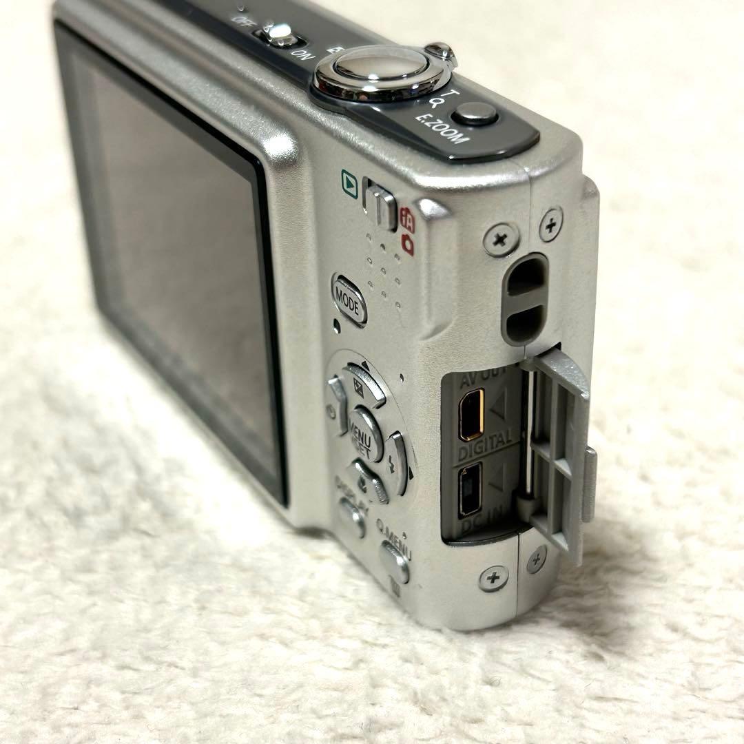 【極美品 動作確認済】Panasonic LUMIX DMC-FS3 シルバー
