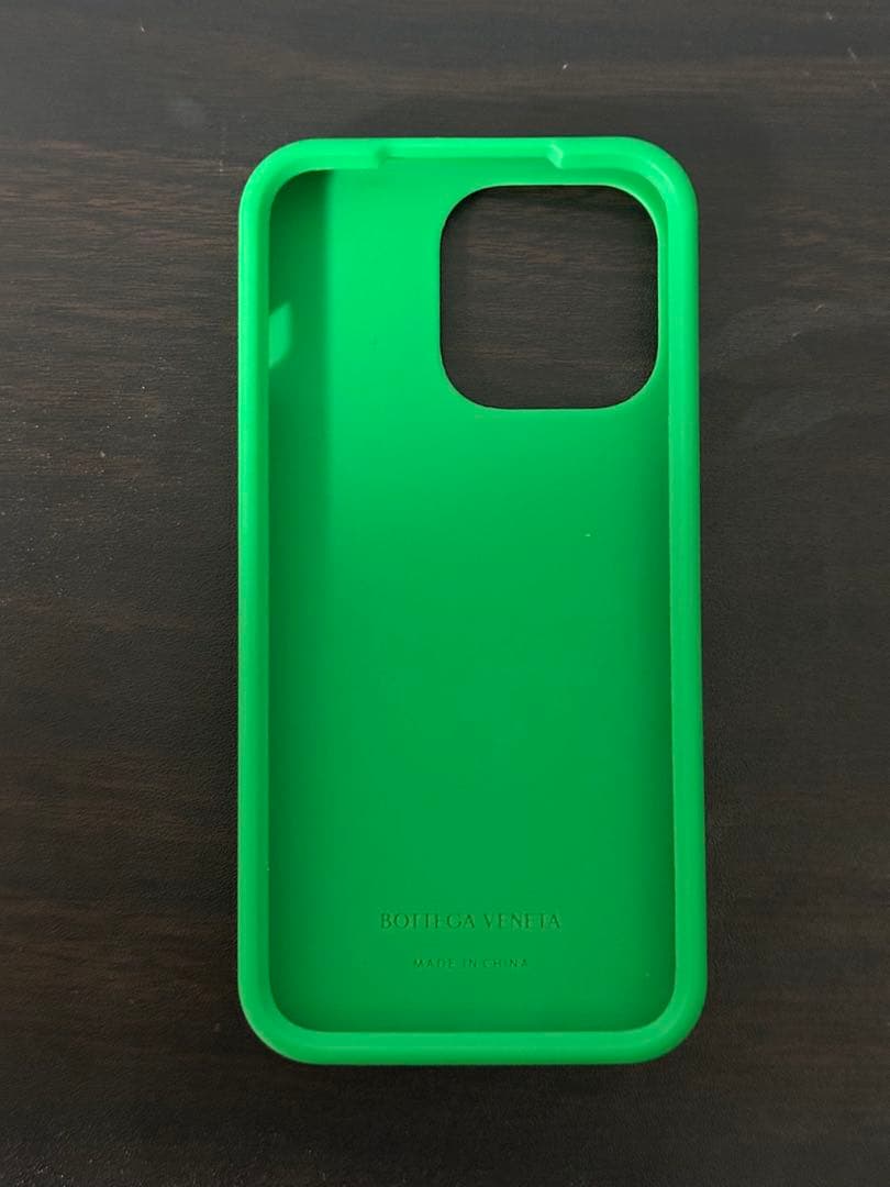 Bottega Veneta ボッテガヴェネタ iphone13pro グリーン