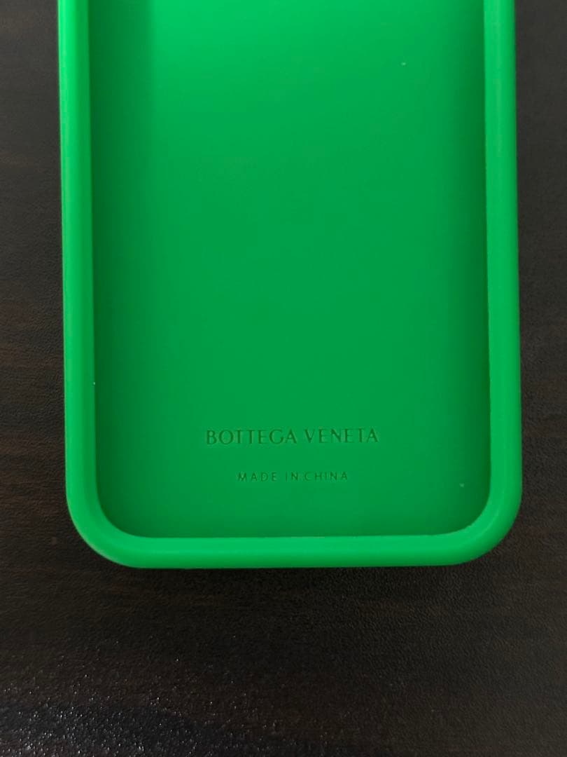 Bottega Veneta ボッテガヴェネタ iphone13pro グリーン
