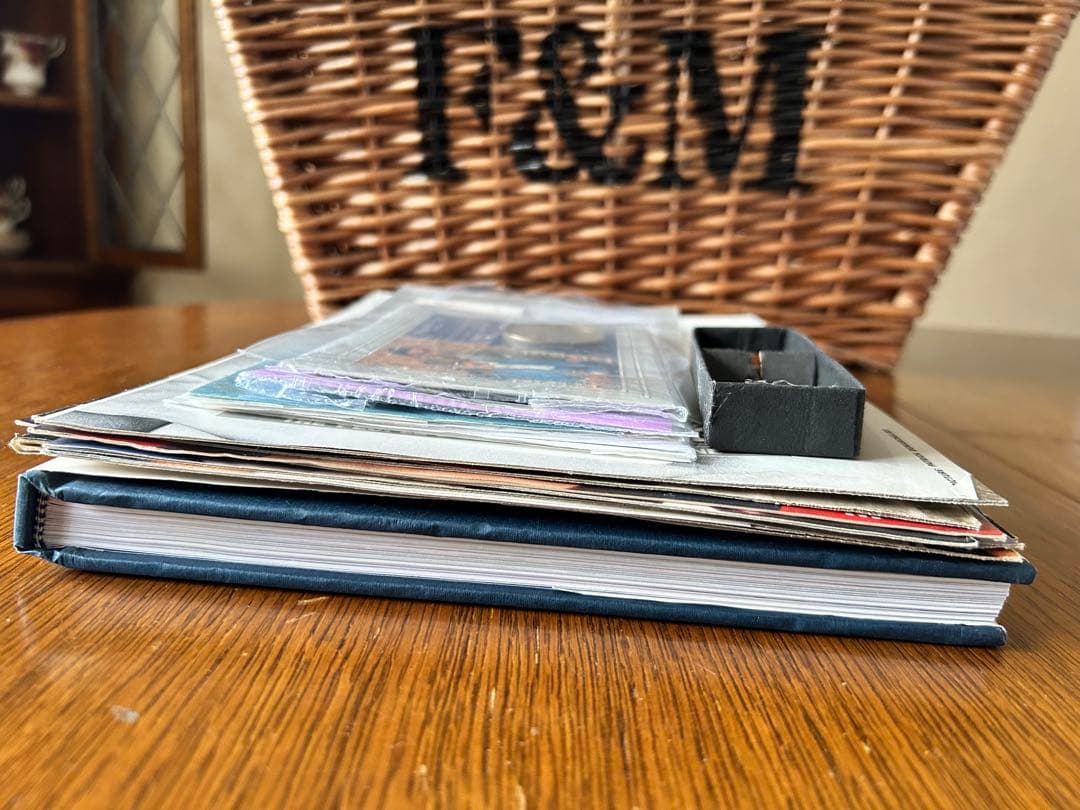 プリンセスダイアナ　ダイアナ妃　写真集　雑誌　切手　セット