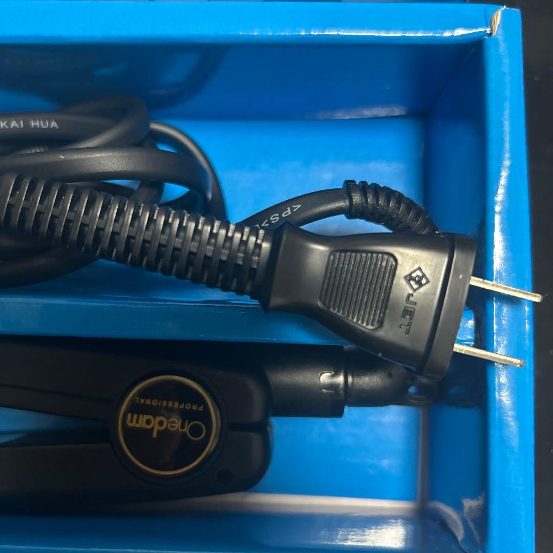 ワンダム　Onedam AH-1100 ストレートスリムヘアアイロン