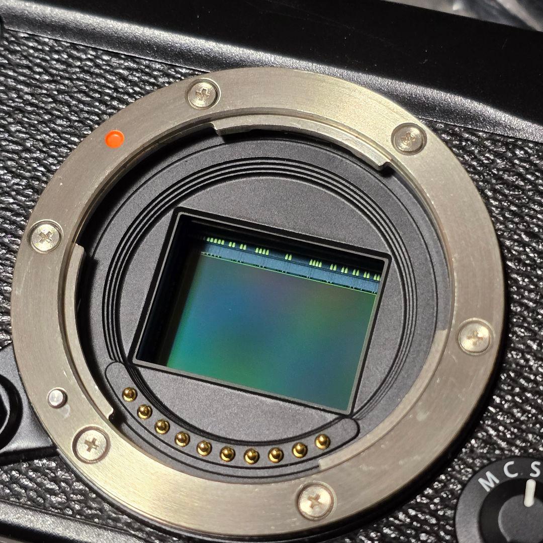 FUJIFILM X-E1 ミラーレスカメラ 本体