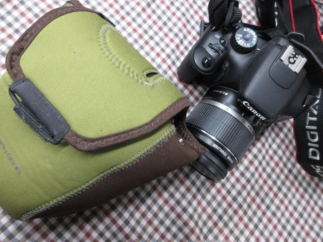 デジタルカメラ EOS Kiss X4