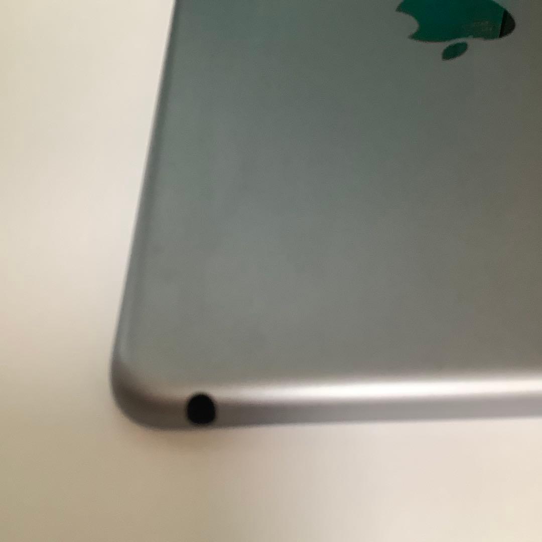 【美品】iPad mini4 32GB　A1538 シルバー