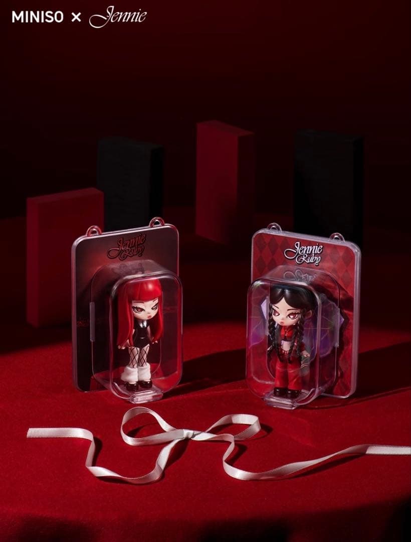 MINISO × ジェニ中国限定 アクリルキーホルダー フィギュア未開封