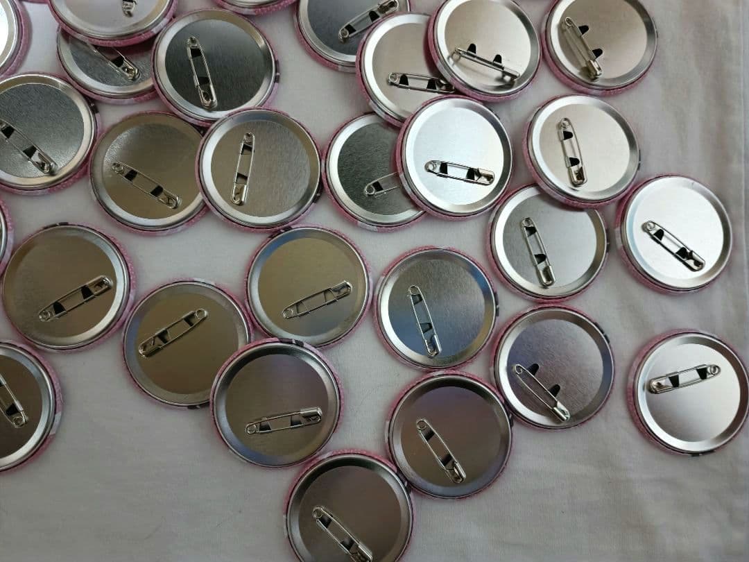 すとぷり　さとみ　缶バッチ　2022　spring デフォ