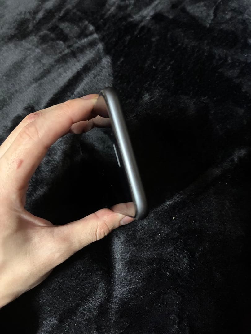 iPhone5s スペースグレイ 本体