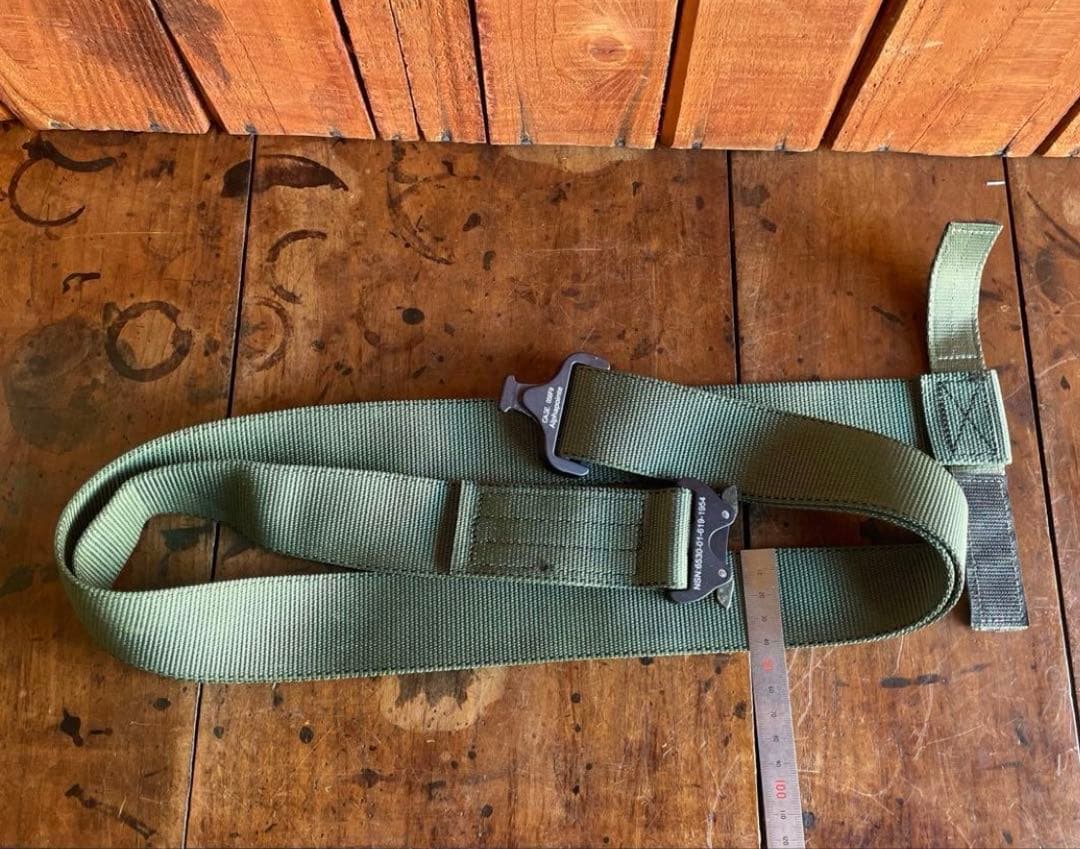 実物米軍放出 ブッシュクラフトセット７点　キャンプ　タープ　ライト　手袋　ポーチ