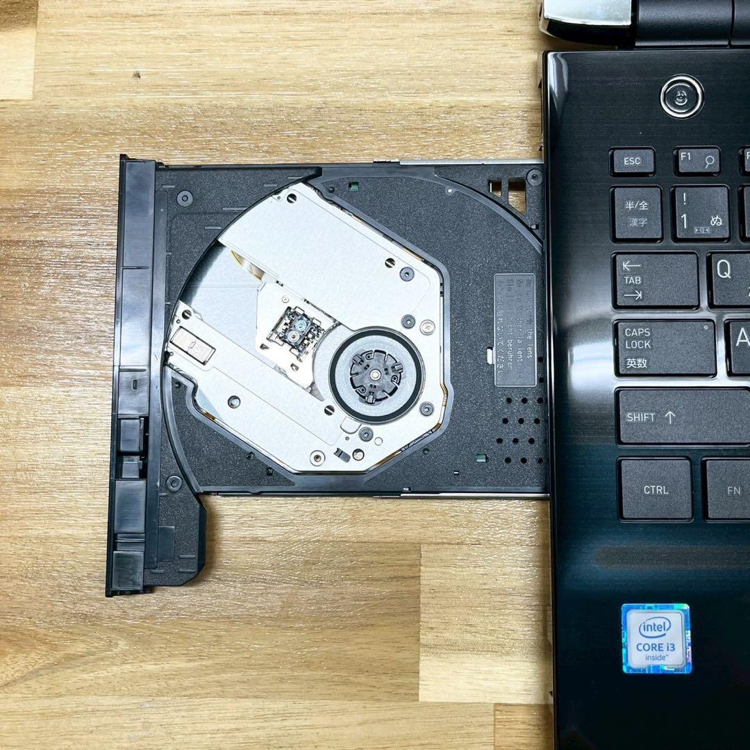 フルHD搭載✨Win11 ノートパソコン SSD オフィス ブルーレイ カメラ