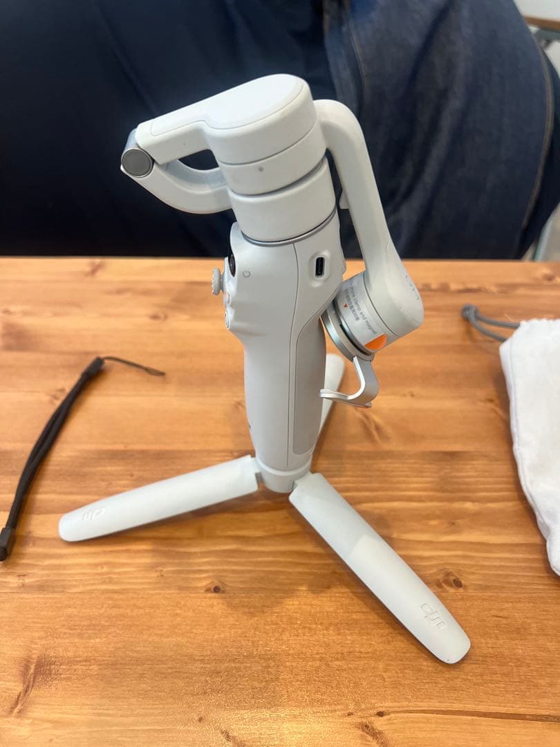 DJI スマホ ジンバル Osmo Mobile 6