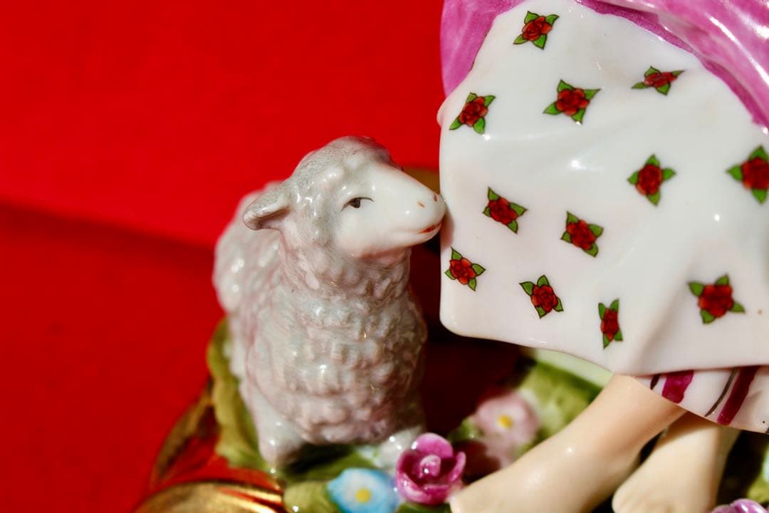 かわいい陶磁器【フィギュリン　羊飼いの男女】