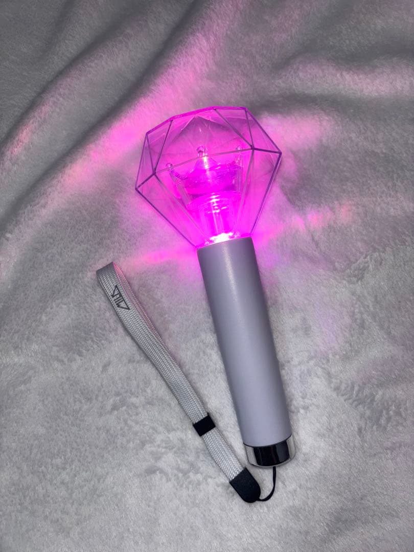 M!LK ミルクラスタルスティック 2