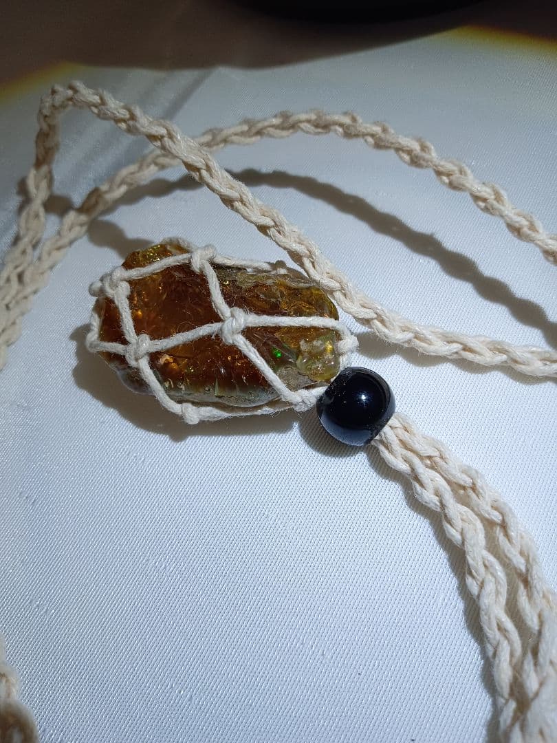 オパールペンダントネックレス