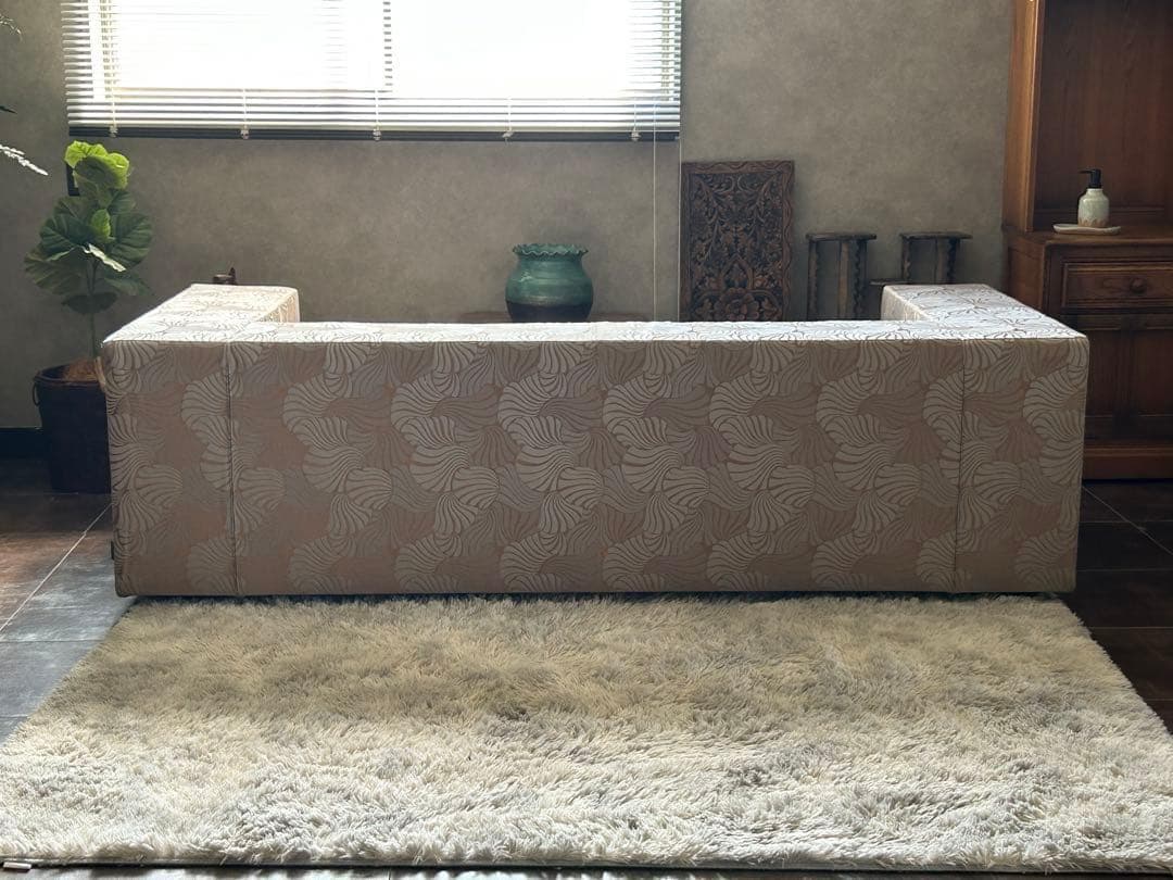 高級　アルマーニ　ARMANI CASA ソファ　高級ソファ　３人用　InZZ