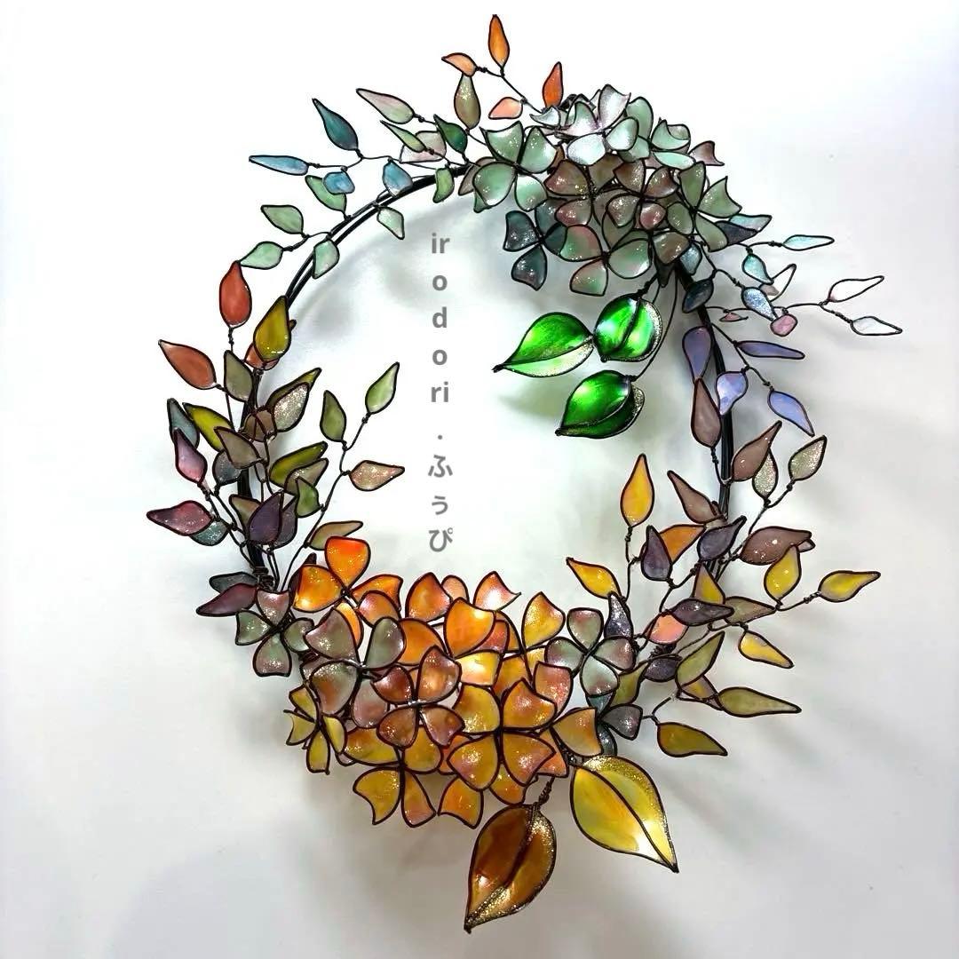 大きなアンティーク調フラワーリース　ワイヤークラフト　アート　ディップアート