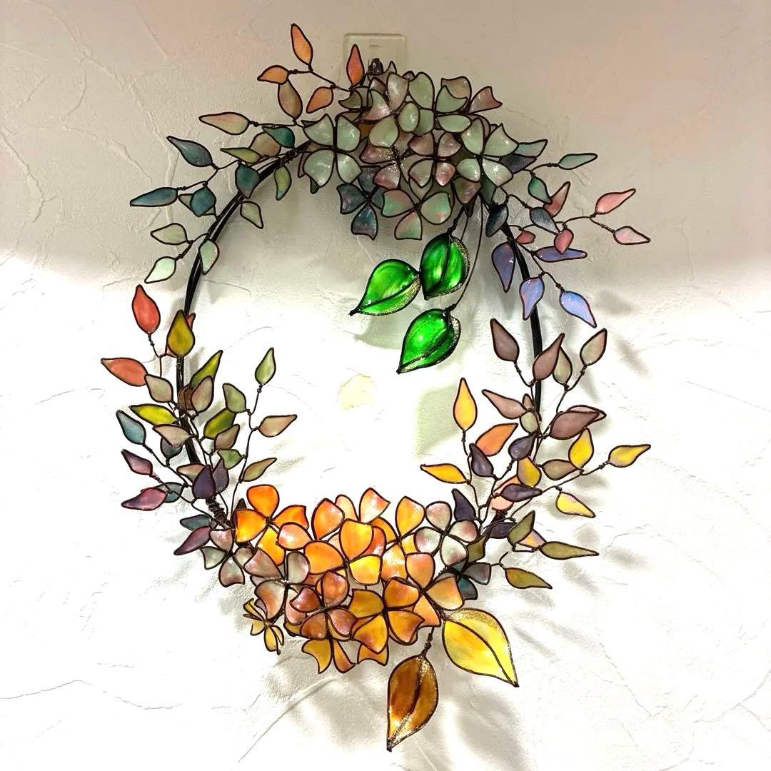 大きなアンティーク調フラワーリース　ワイヤークラフト　アート　ディップアート