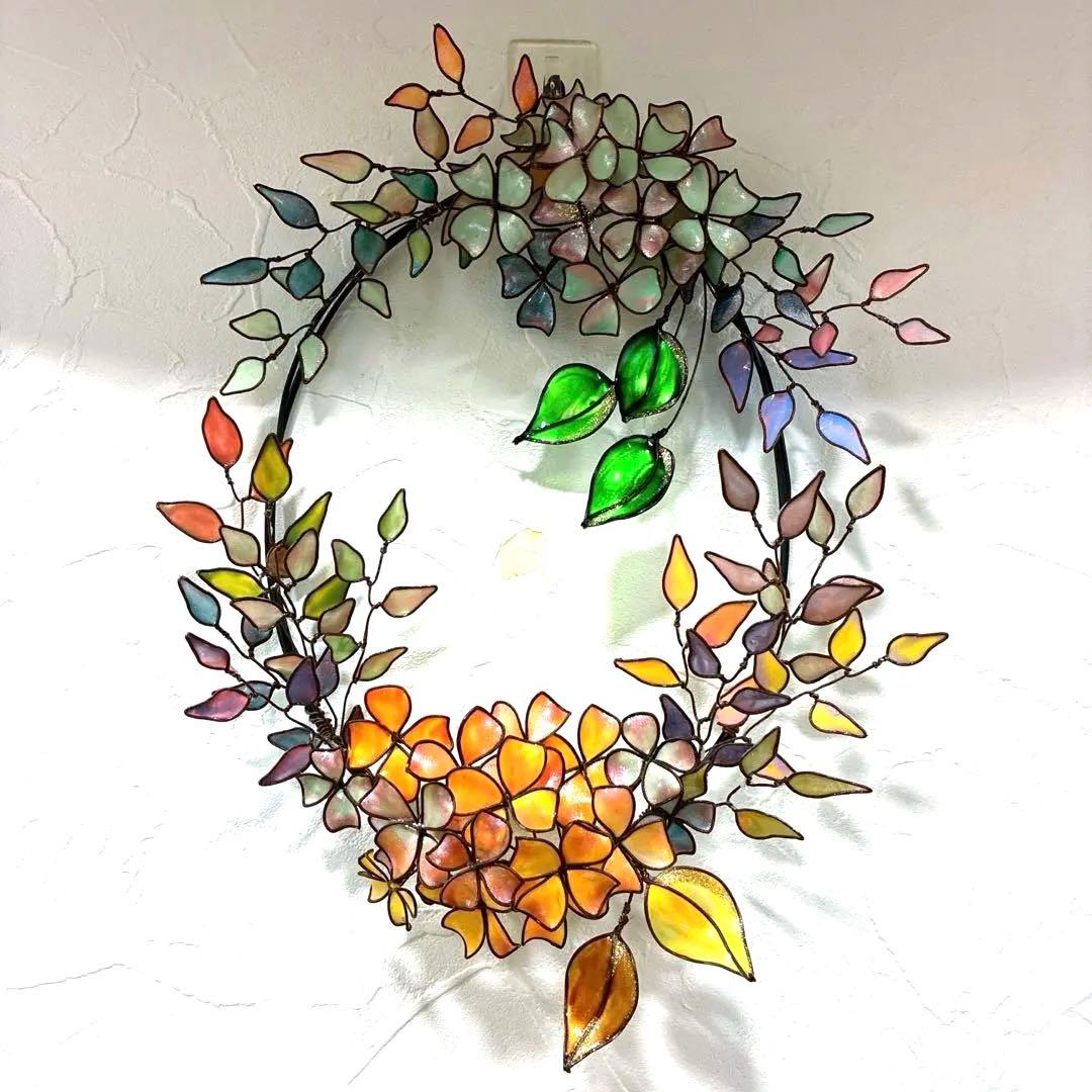 大きなアンティーク調フラワーリース　ワイヤークラフト　アート　ディップアート