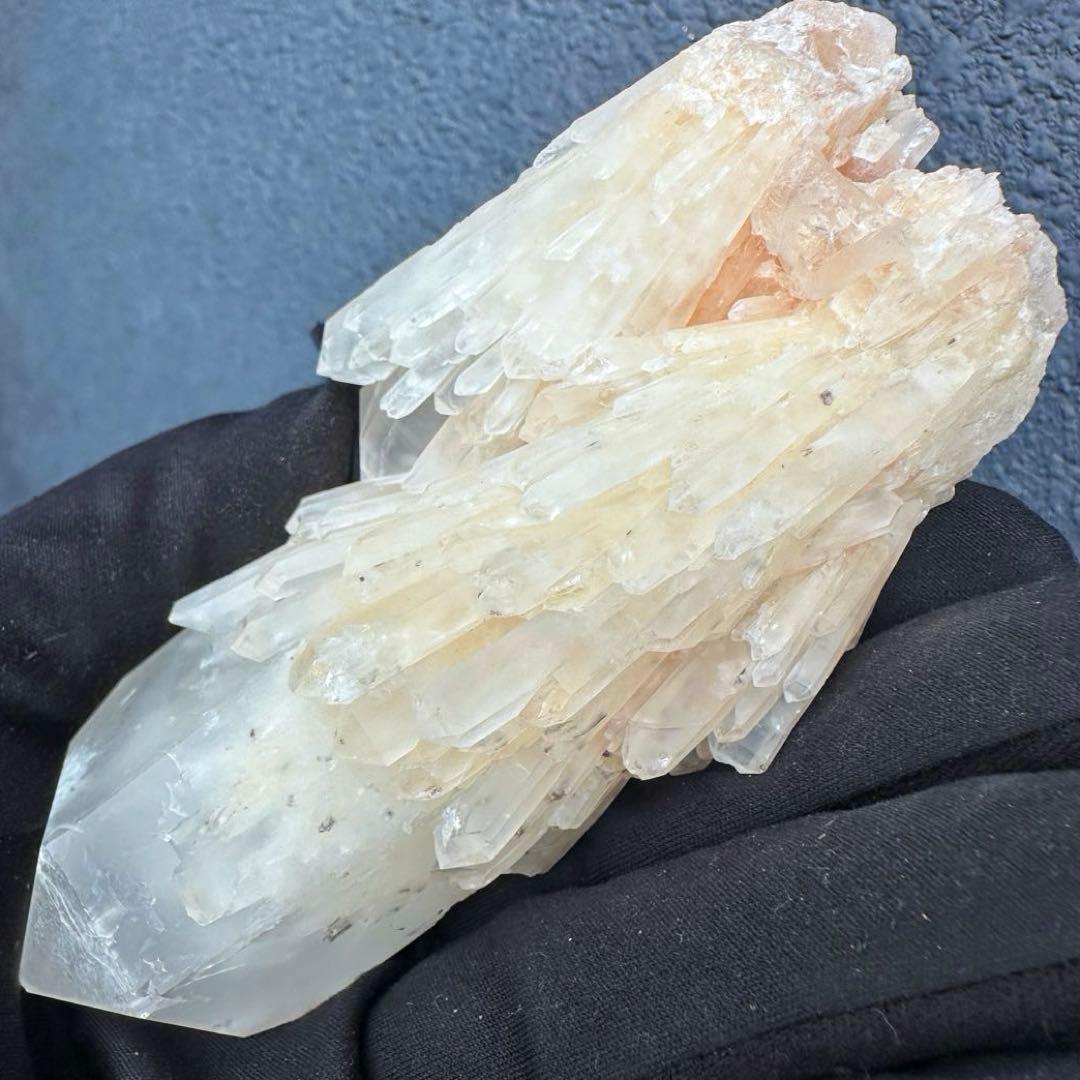 爆アレ❗️可愛いピンク♡超綺麗マダガスカル産パイナップルピンククラスターA1619