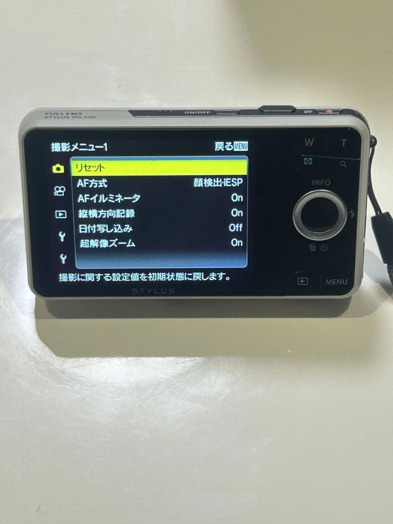 OLYMPUS STYLUS 10倍ズーム コンパクトデジタルカメラ