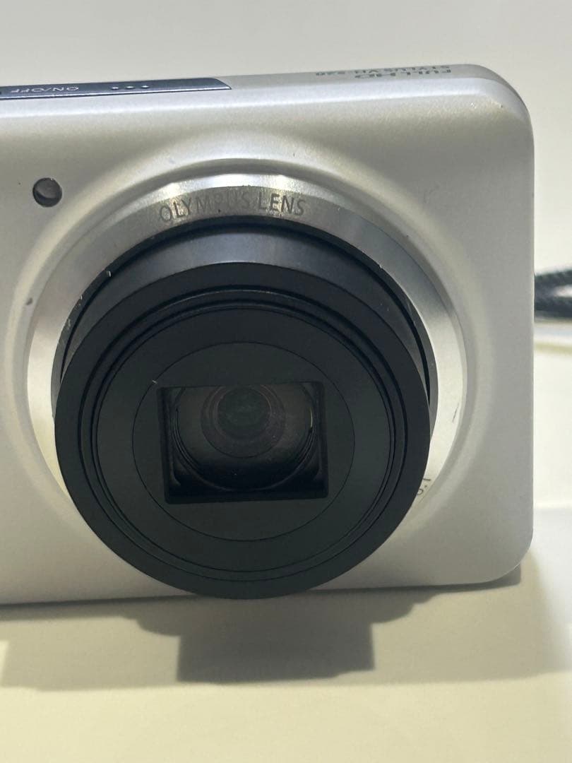 OLYMPUS STYLUS 10倍ズーム コンパクトデジタルカメラ