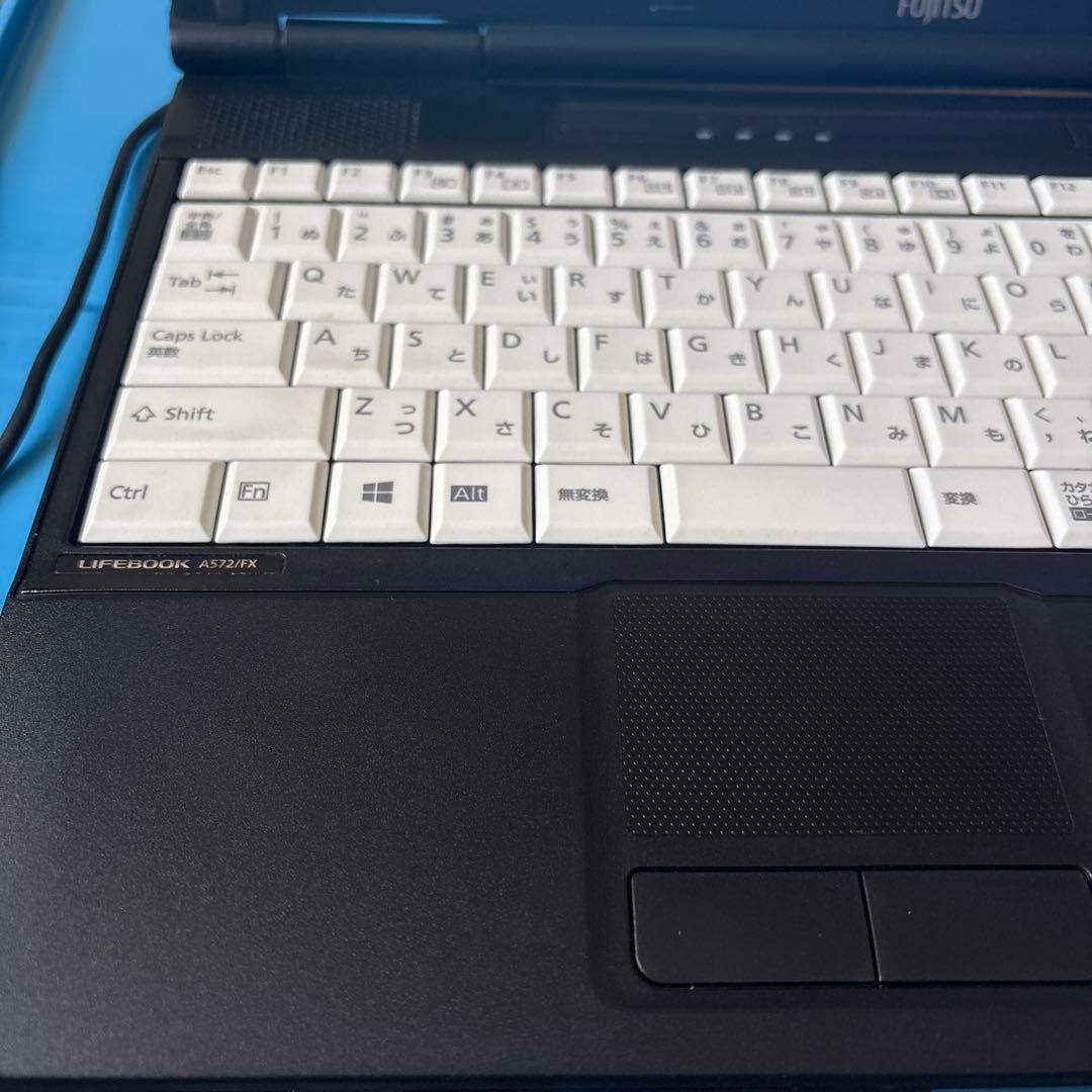 【USED】富士通 A572/FX i5-3320M/4GB/HDD320GB