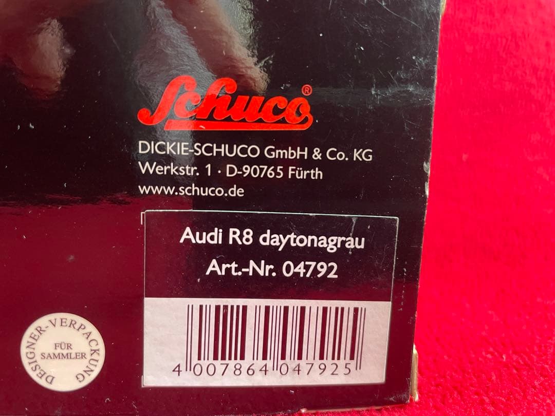 Schuco R8 ミニカー 1/43 シュコー　アウディ　デイトナグレー