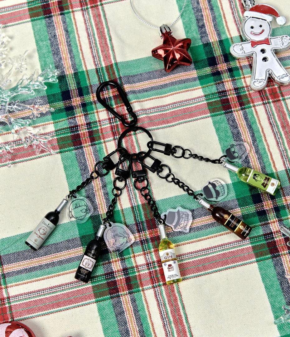 名探偵コナン　黒ずくめ組織　キーホルダー　韓国限定