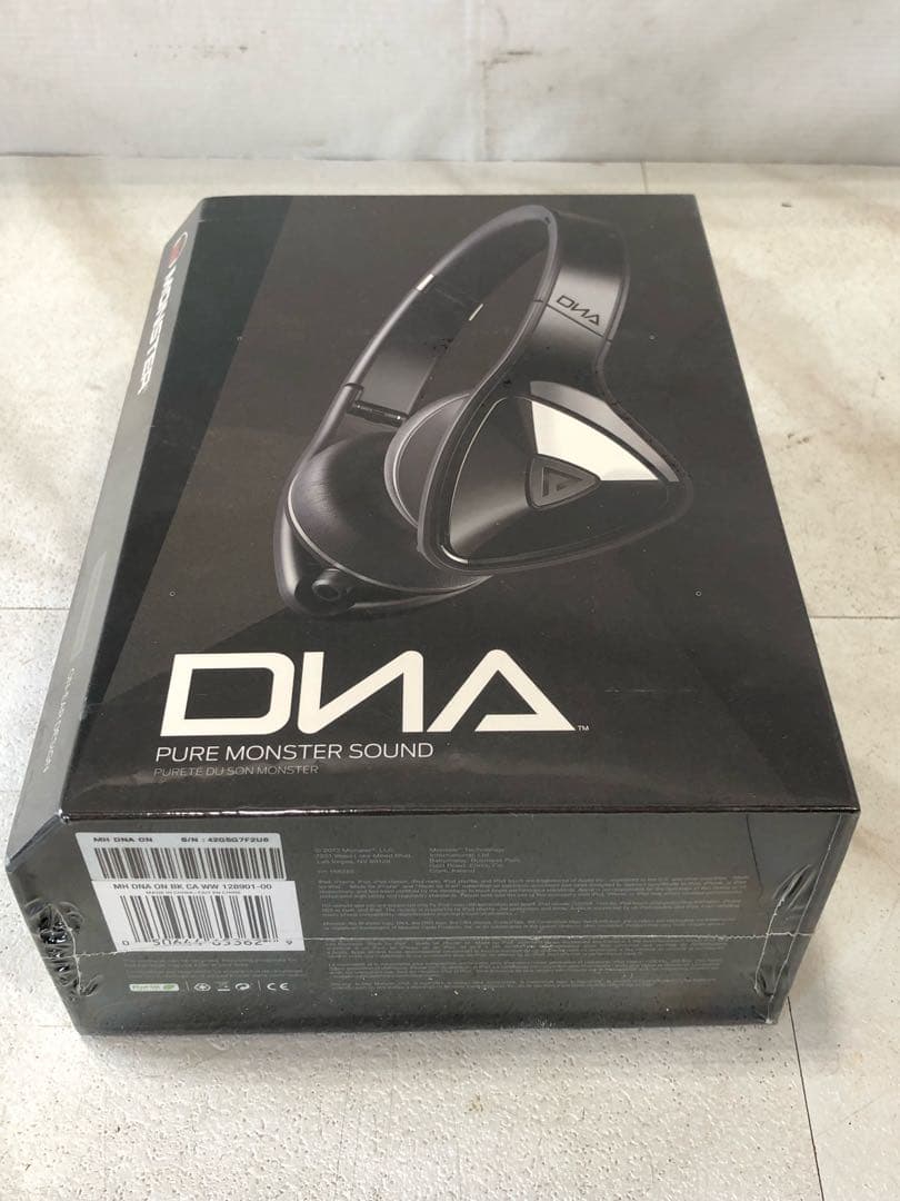 八6052【モンスター】ヘッドホンDNA