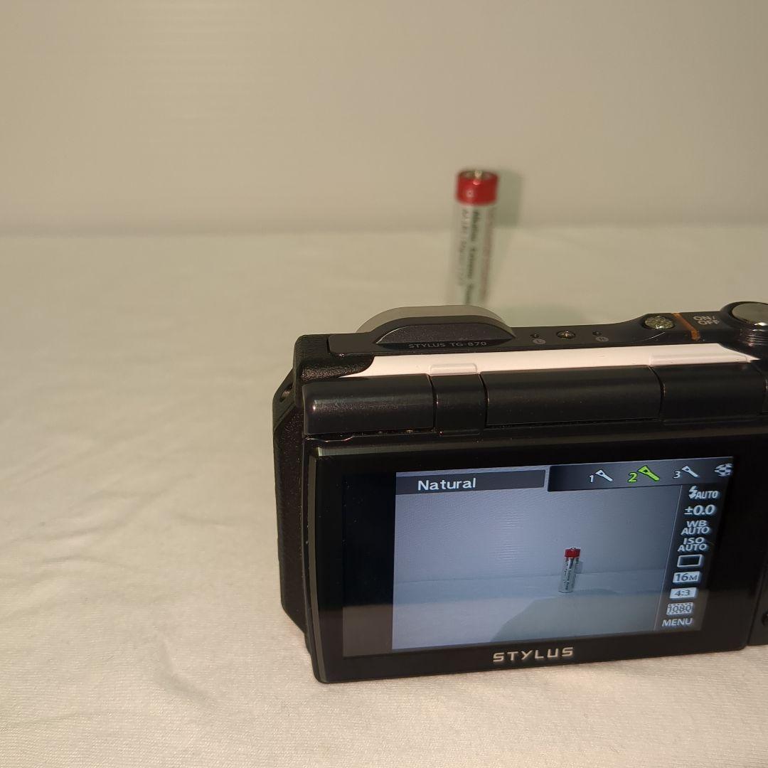 OLYMPUS オリンパス STYLUS TG-870 Tough 防水　自撮り