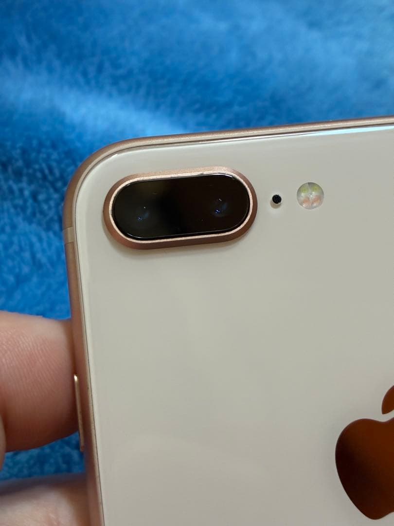 Apple iPhone 8 Plus ゴールド 64GB 本体のみ