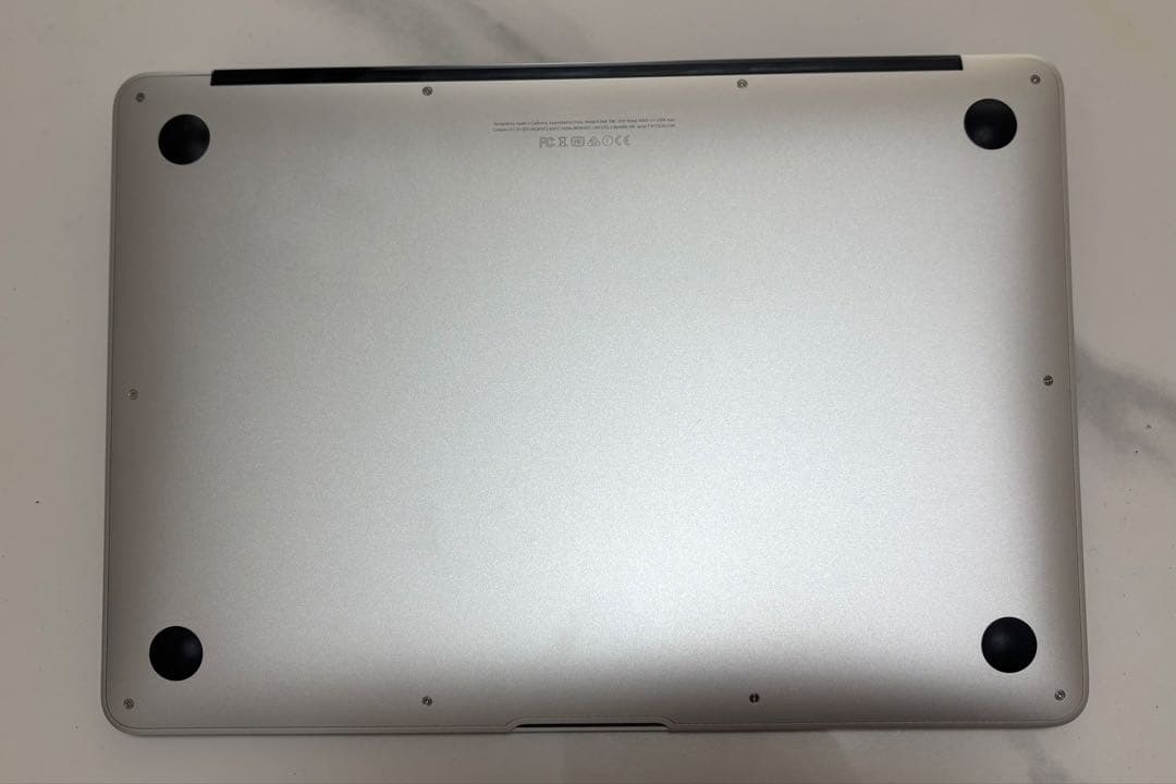 【箱付き】MacBook Air(13インチ,2017)