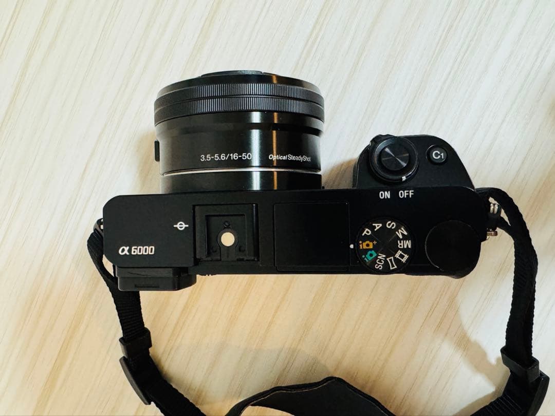 SONY α6000 ダブルズームキット 動作確認済 レンズフィルターおまけ付