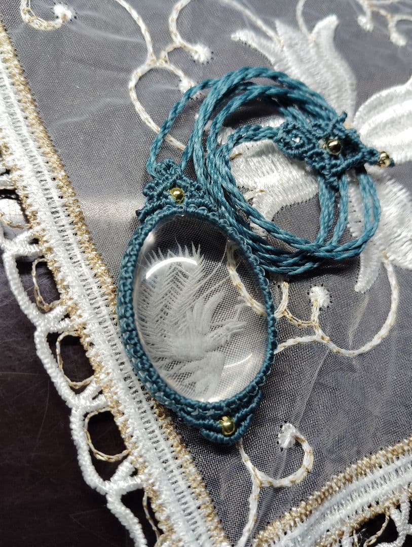 No,537 水晶鳳凰彫りマクラメペンダント