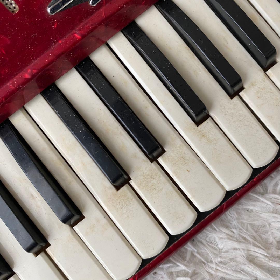 ヤマハ　アコーディオン　赤　ケース付き　動作未確認　ジャンク
