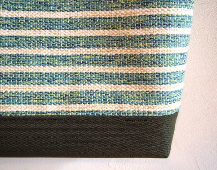 手織りミックスカラーボーダーのトートバッグ（グリーン）