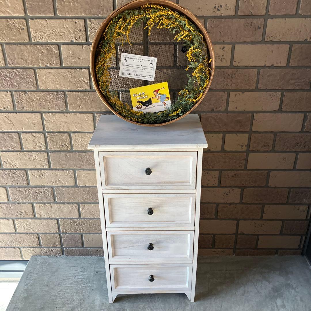 ホワイト 木製チェスト 4段 軽量 アンティークパーツ 小タンス