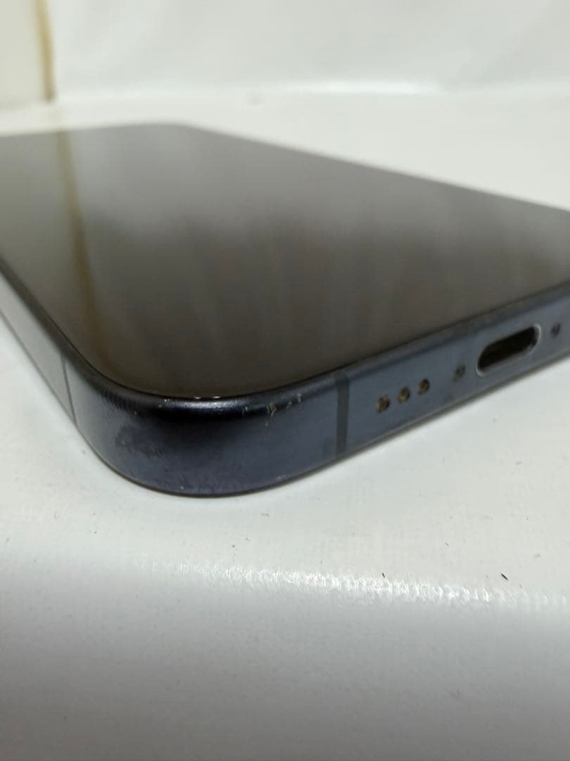 Apple iPhone 15 Pro ブルーチタニウム 256GB 中古