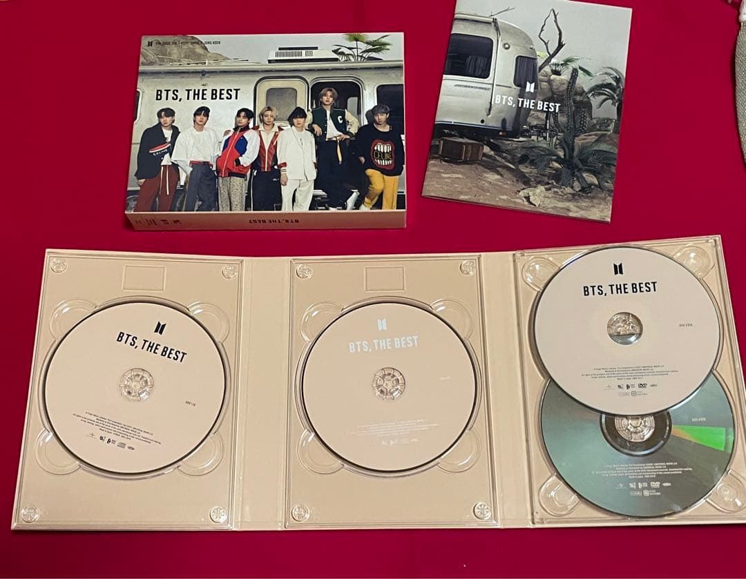 BTS 防弾少年団　アルバム&香水&グッズセット