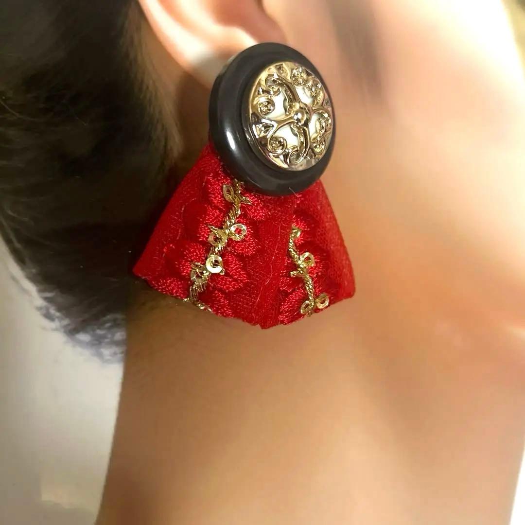 ⭐️ ハンドメイドピアス ピアス ハンドメイドイヤリング イヤリング インド刺繍