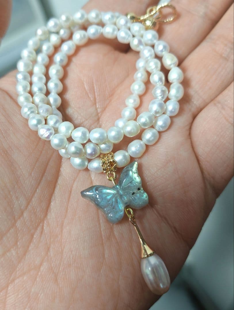 极美品♥天然石 天然淡水パールラブラドライト 彫刻 蝶♥ネックレス 強光沢感